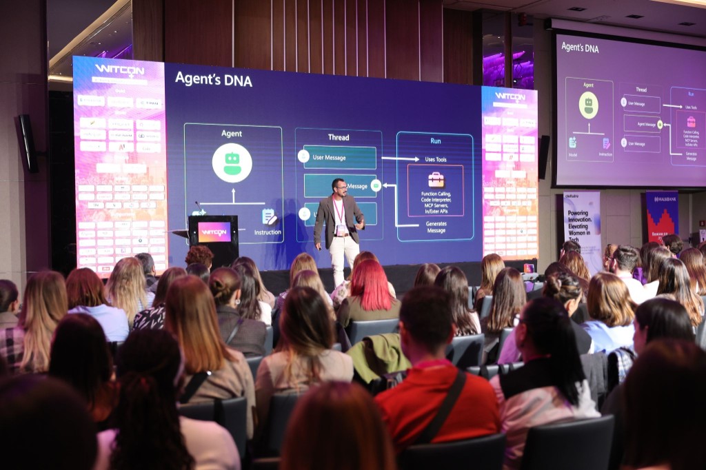 Dr. Miodrag Cekikj presenting AI Agents architecture and multi-agent systems at WITCON tech conference